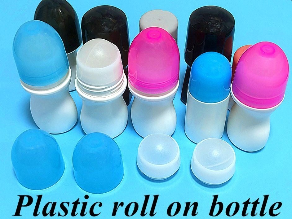 HDPE 30ml 50ml 60ml 100ml Plastik Roll pada Putih Silinder Bottle Roller Bulat Deodorant Container dengan roll pada bola