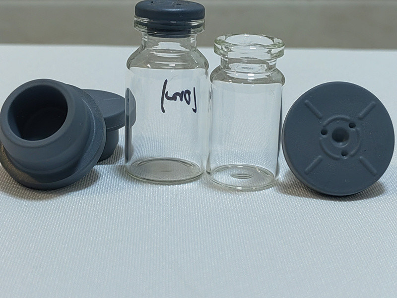 13mm 20mm 28mm warna abu-abu Vial Injeksi Kaca Menggunakan Serbuk Lyophilized Vial Farmasi Butyl Karet Stopper