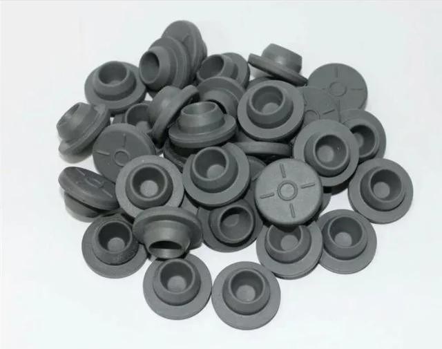 13mm 20m 28mm 32mm Liofilisasi kaca Vial Medical abu-abu Butyl Karet Stopper untuk botol kaca Kaca Infusi Botol
