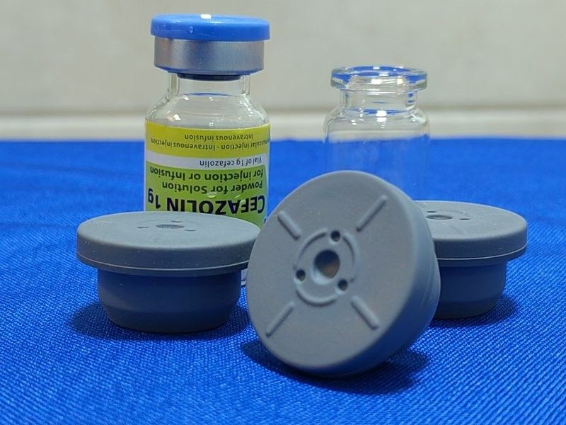 13mm 20mm 28mm Vial Injeksi Kaca 20-a Medical Butyl Rubber Pharmaceutical Bromobutyl Rubber Stopper untuk Vial Kaca
