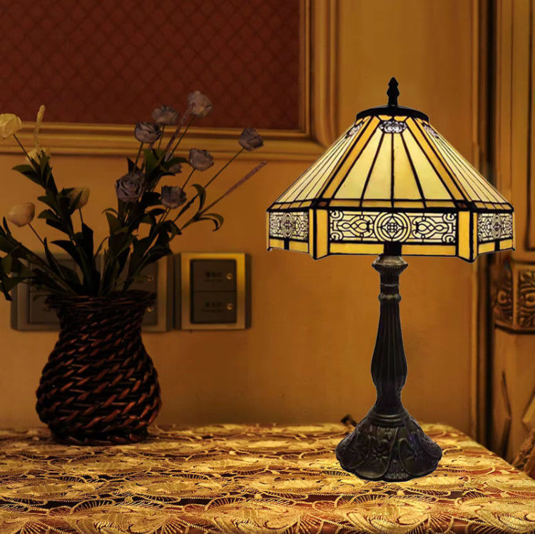 Hexagon 30cm 40cm Hotel Meja Mewah Lampu Bar Kamar Tidur Ruang Tidur Kamar Tidur Lampu Meja Berwarna Kaca LED buatan tangan